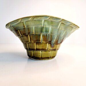USA Pottery Basket Pot Green Drip Glazed Calif. FC-29 Woven Flared Vintage PR01